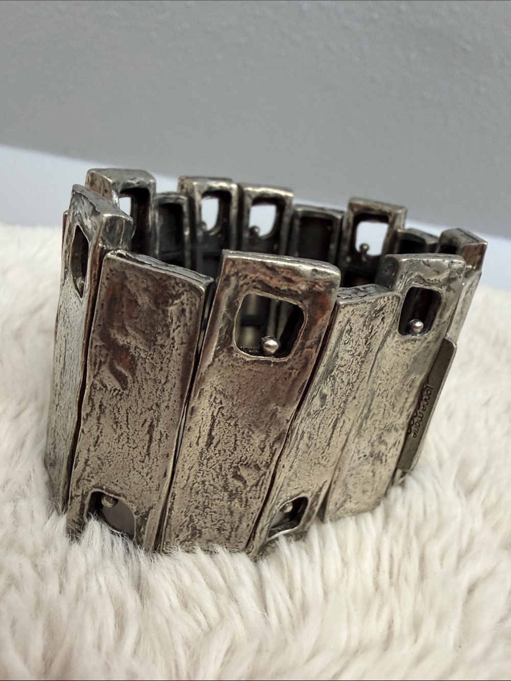 Anne Marie Chagnon | Antiqued Pewter Statement Stretch Bracelet - Picture 5 of 7